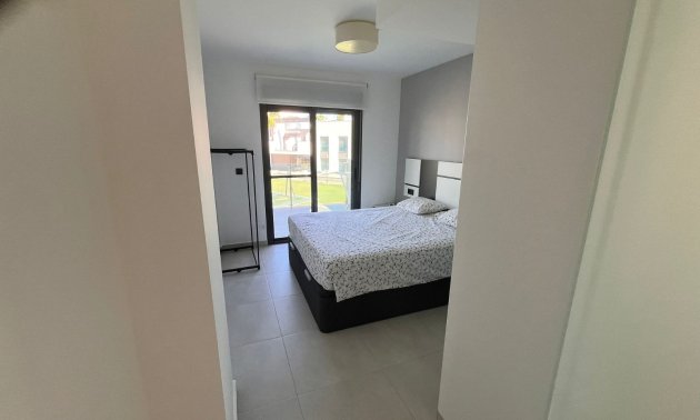 Resale - Apartment / flat -
Guardamar del Segura - El Raso