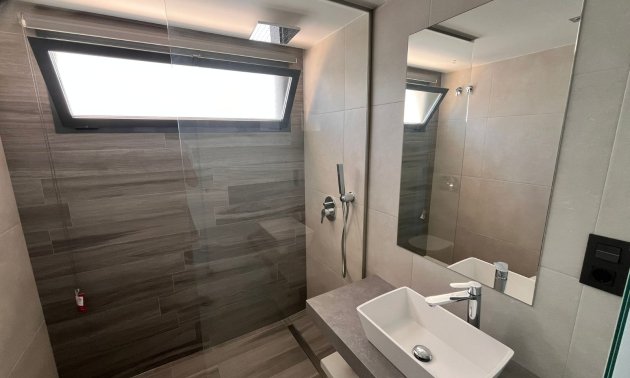 Resale - Apartment / flat -
Guardamar del Segura - El Raso