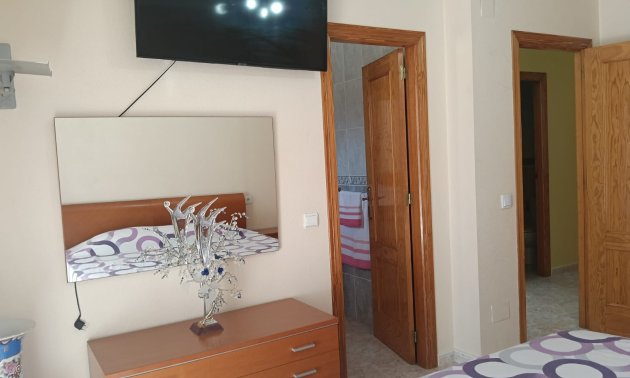 Reventa - Apartamento / piso -
Los Montesinos - Centro