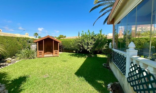 Resale - Villa -
Orihuela Costa - Cabo Roig