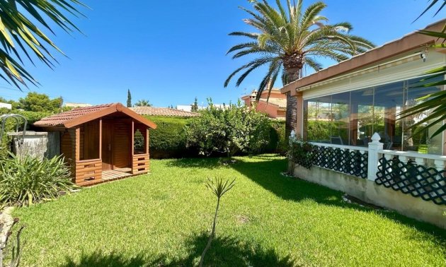 Resale - Villa -
Orihuela Costa - Cabo Roig
