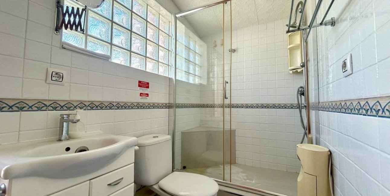 Resale - Villa -
Orihuela Costa - Cabo Roig