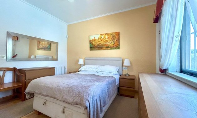 Resale - Villa -
Orihuela Costa - Cabo Roig