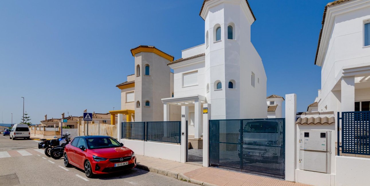 Obra nueva - Villa -
San Fulgencio - El Oasis