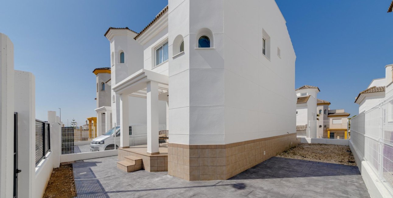 Obra nueva - Villa -
San Fulgencio - El Oasis