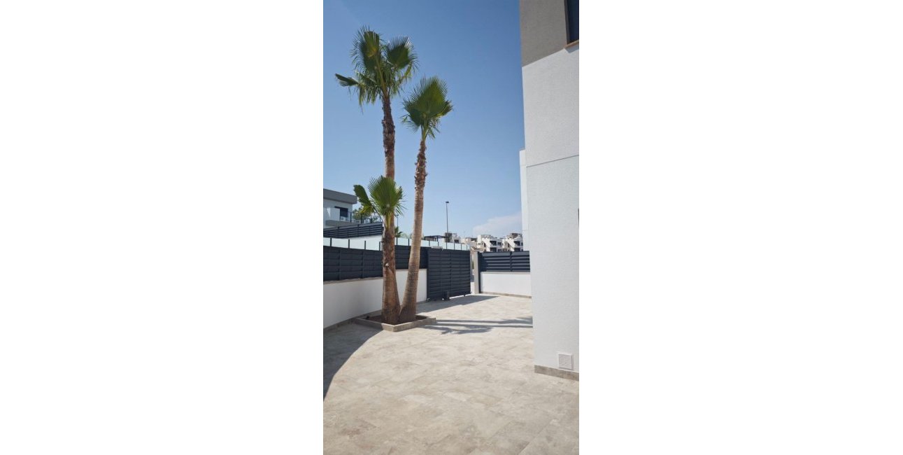 Reventa - Villa -
San Miguel de Salinas - Cerro Del Sol