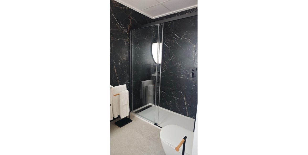 Reventa - Villa -
San Miguel de Salinas - Cerro Del Sol