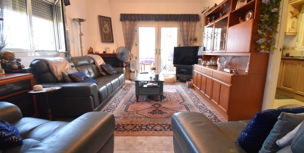 Resale - Villa -
Orihuela Costa - Los Balcones