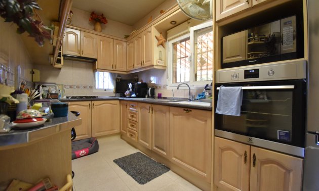 Resale - Villa -
Orihuela Costa - Los Balcones