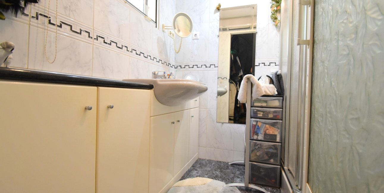 Resale - Villa -
Orihuela Costa - Los Balcones