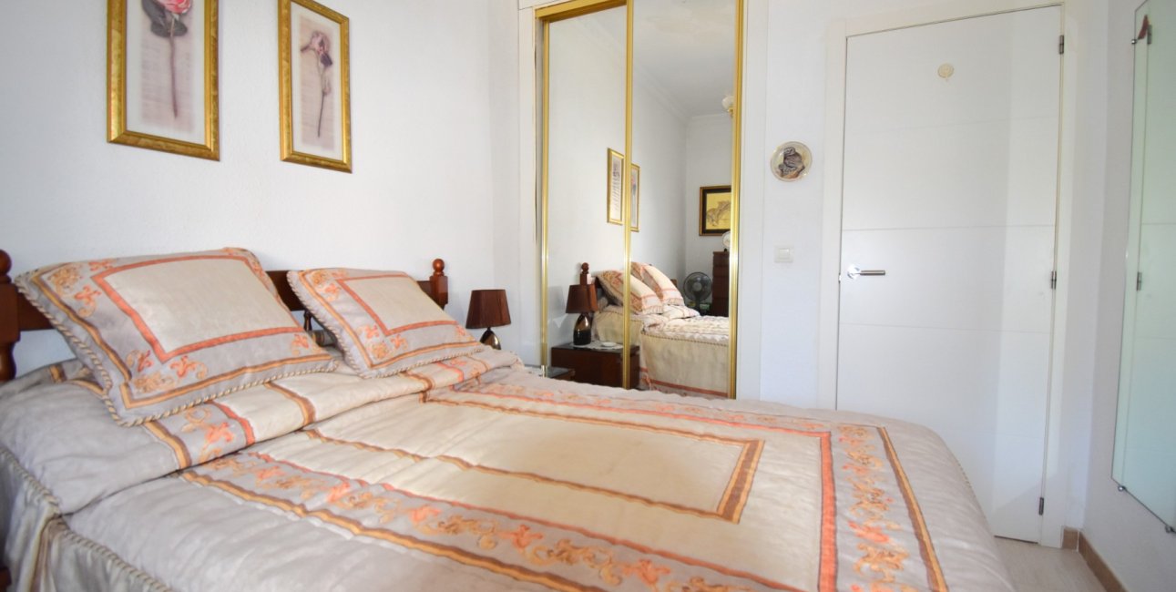 Resale - Villa -
Orihuela Costa - Los Balcones