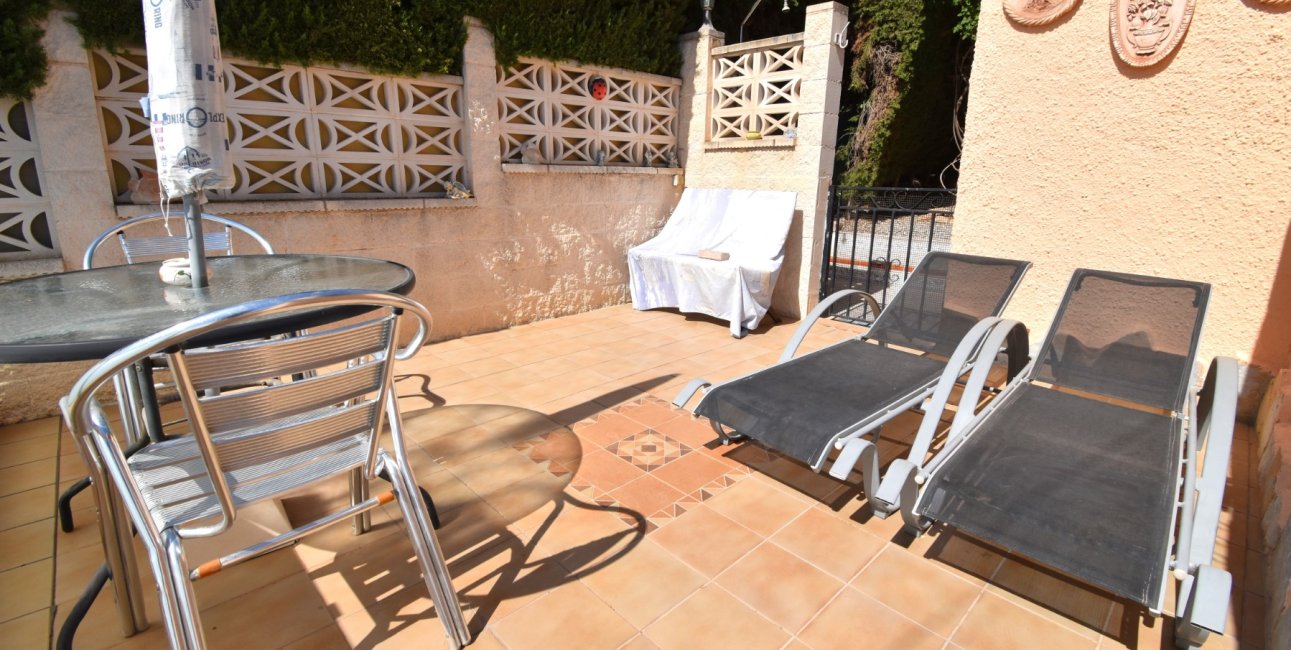 Resale - Villa -
Orihuela Costa - Los Balcones