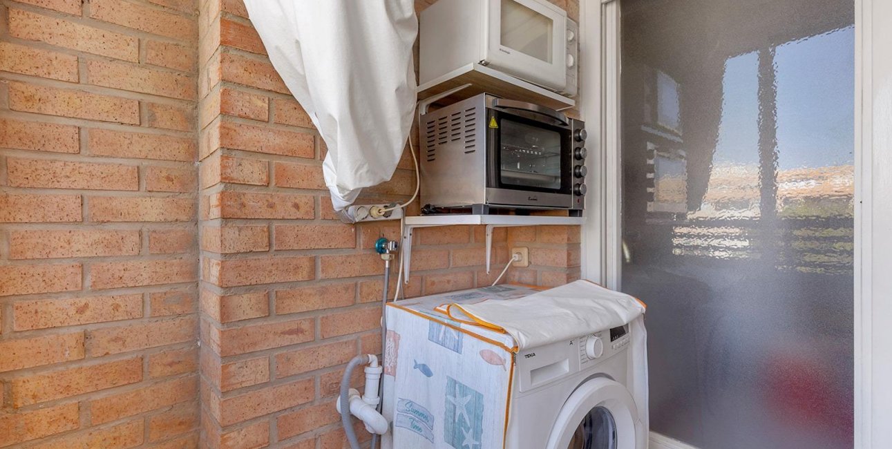 Resale - Apartment / flat -
Torrevieja - Centro