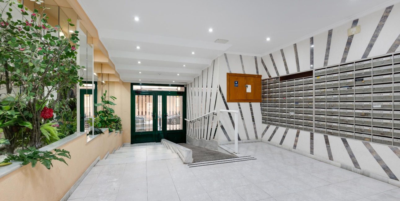 Rynek wtórny - Mieszkanie  -
Torrevieja - Acequion