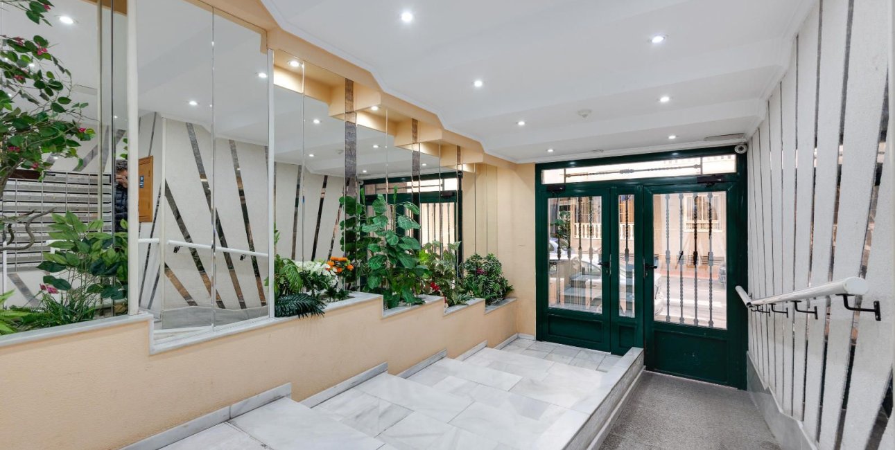 Rynek wtórny - Mieszkanie  -
Torrevieja - Acequion