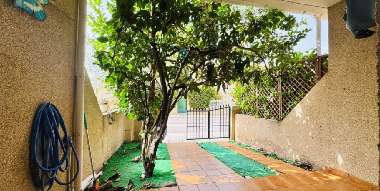 Resale - Duplex -
Torrevieja - Aguas Nuevas