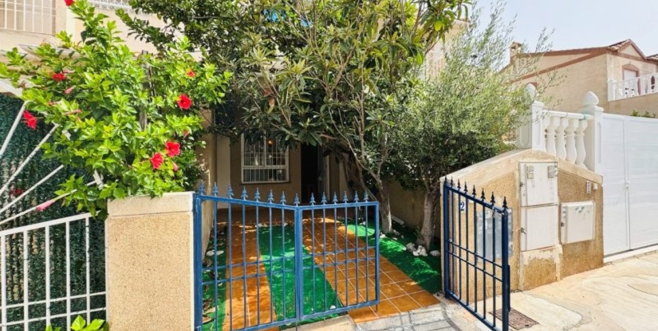 Resale - Duplex -
Torrevieja - Aguas Nuevas