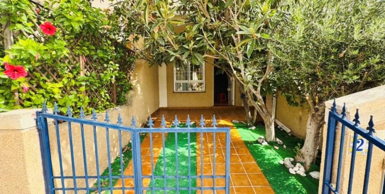 Resale - Duplex -
Torrevieja - Aguas Nuevas