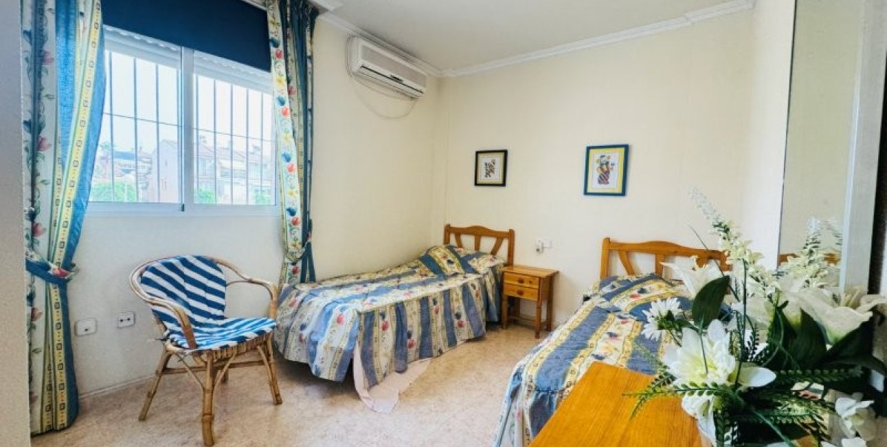 Resale - Duplex -
Torrevieja - Aguas Nuevas