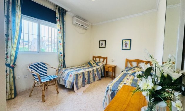 Resale - Duplex -
Torrevieja - Aguas Nuevas