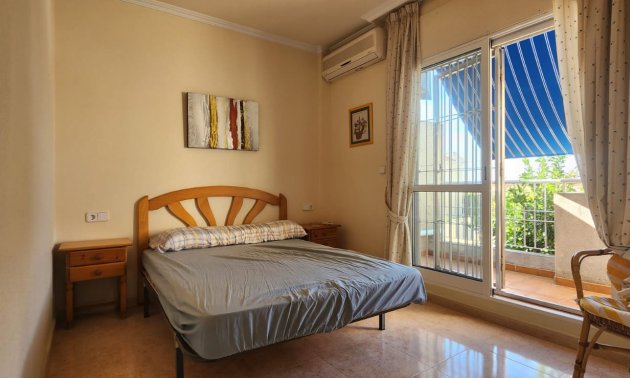 Resale - Duplex -
Torrevieja - Aguas Nuevas