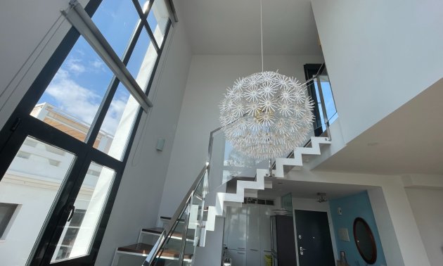 Rynek wtórny - Dupleks -
Orihuela Costa - Las Ramblas