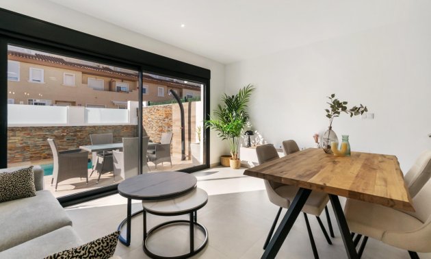 Obra nueva - Villa -
San Pedro del Pinatar - Polideportivo