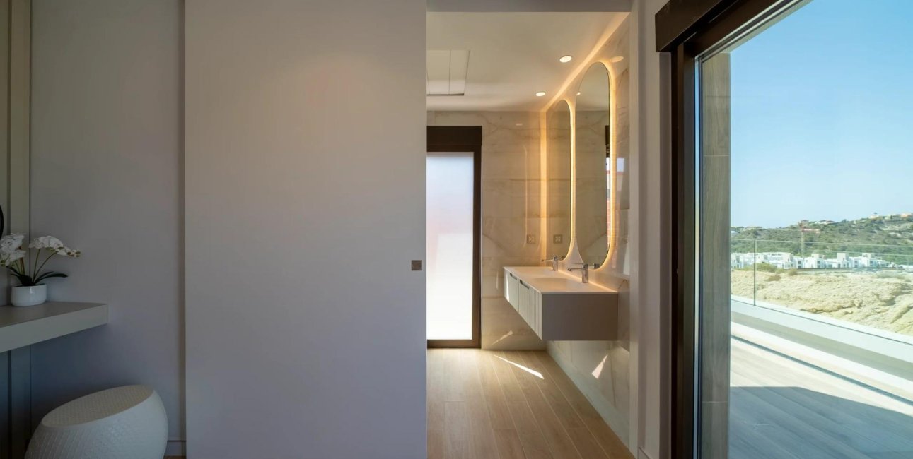 Obra nueva - Villa -
Finestrat - Golf Bahia