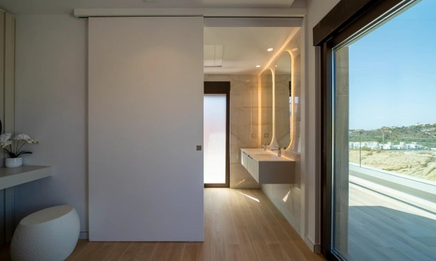 Obra nueva - Villa -
Finestrat - Golf Bahia