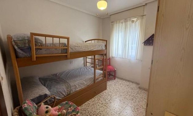 Rynek wtórny - Mieszkanie  -
Torrevieja