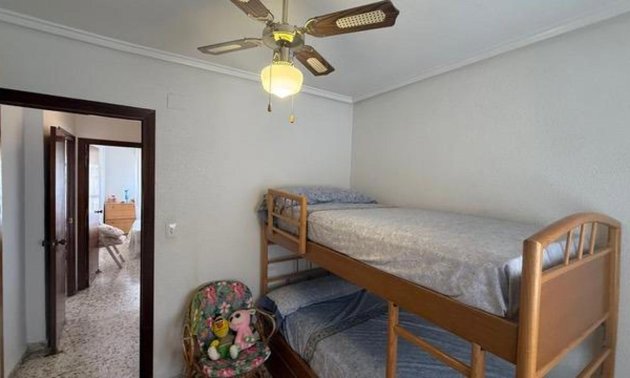 Rynek wtórny - Mieszkanie  -
Torrevieja