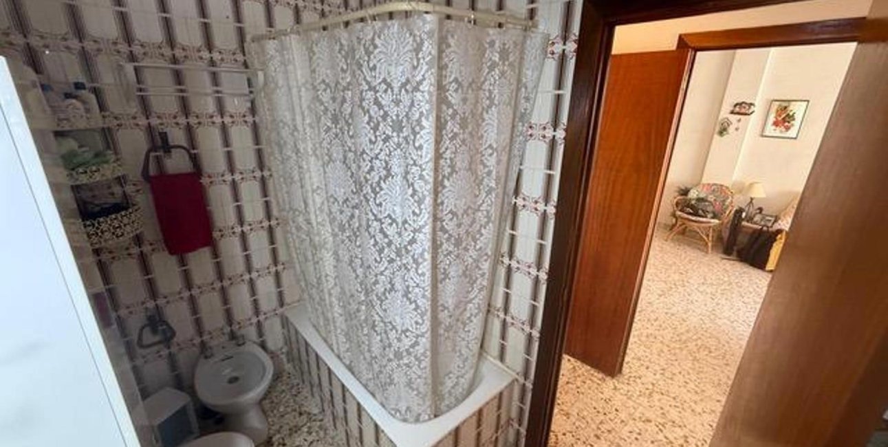 Rynek wtórny - Mieszkanie  -
Torrevieja