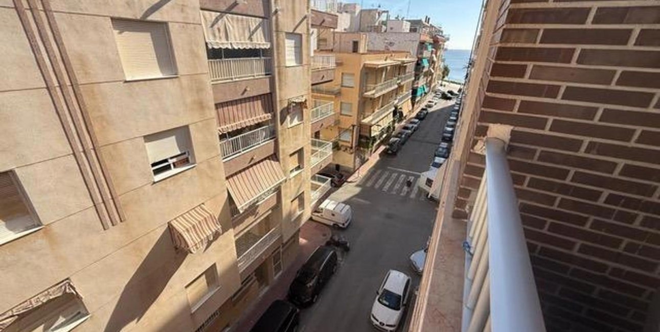 Rynek wtórny - Mieszkanie  -
Torrevieja