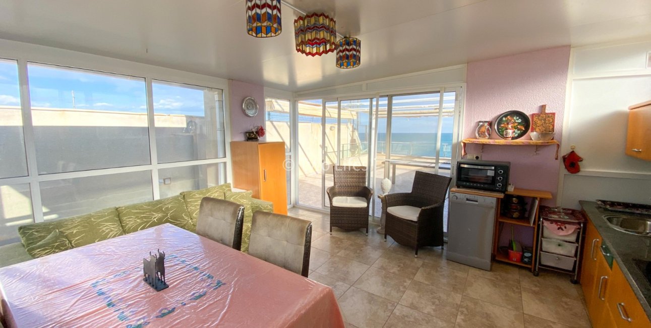Resale - Penthouse -
Torrevieja - Playa del Cura