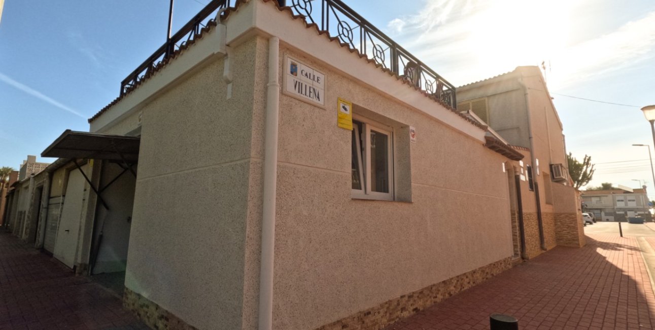 Resale - Townhouse -
Torrevieja - Acequion
