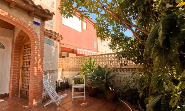 Resale - Townhouse -
Torrevieja - Acequion
