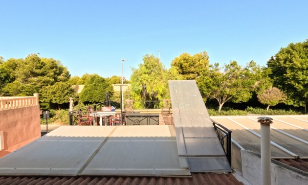 Resale - Townhouse -
Torrevieja - Acequion