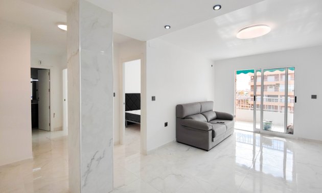 Resale - Apartment / flat -
Orihuela Costa - Punta Prima