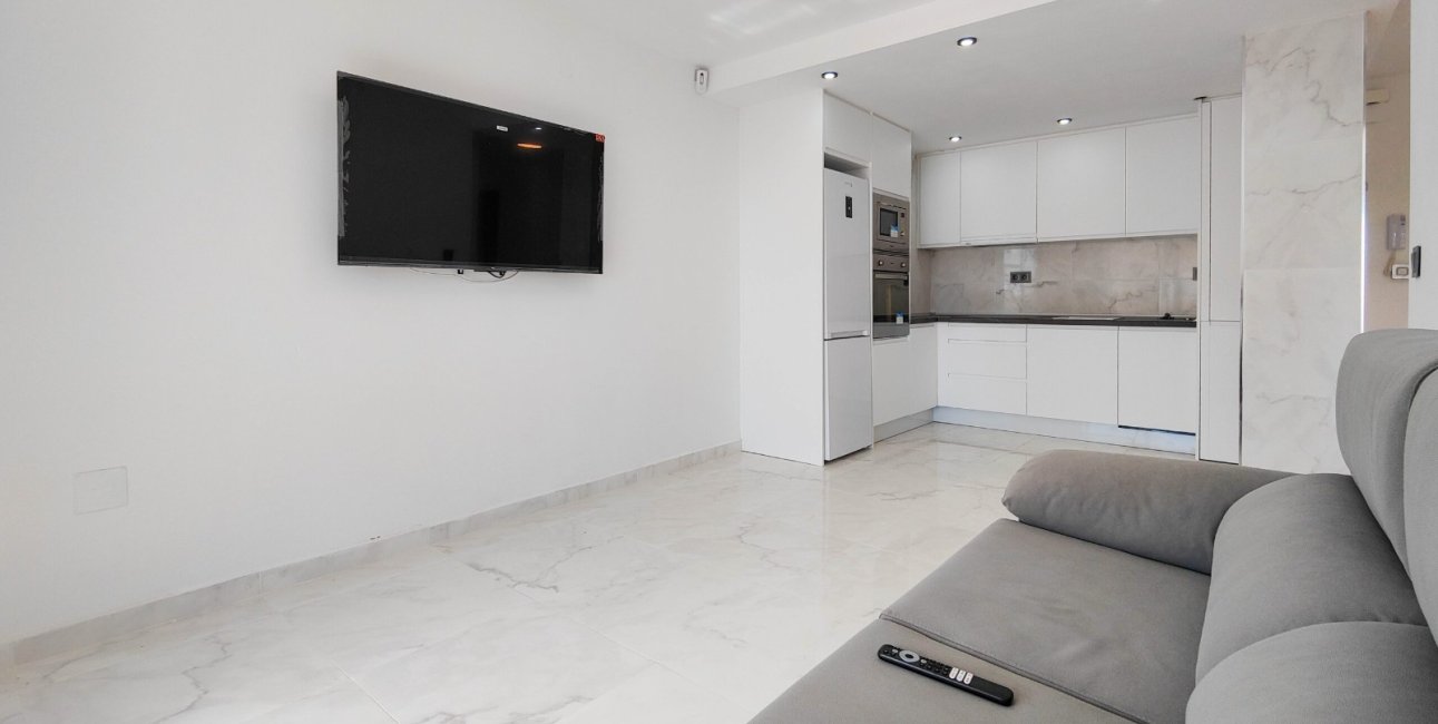 Resale - Apartment / flat -
Orihuela Costa - Punta Prima