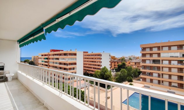 Resale - Apartment / flat -
Orihuela Costa - Punta Prima