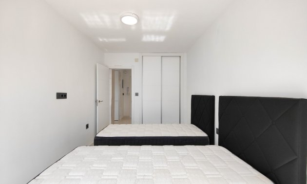 Resale - Apartment / flat -
Orihuela Costa - Punta Prima