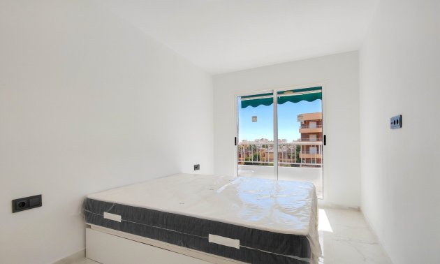 Resale - Apartment / flat -
Orihuela Costa - Punta Prima