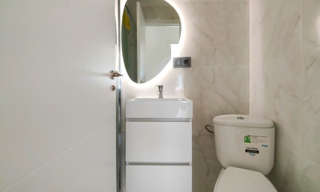 Resale - Apartment / flat -
Orihuela Costa - Punta Prima