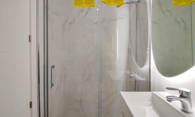 Resale - Apartment / flat -
Orihuela Costa - Punta Prima