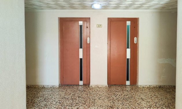 Resale - Apartment / flat -
Orihuela Costa - Punta Prima