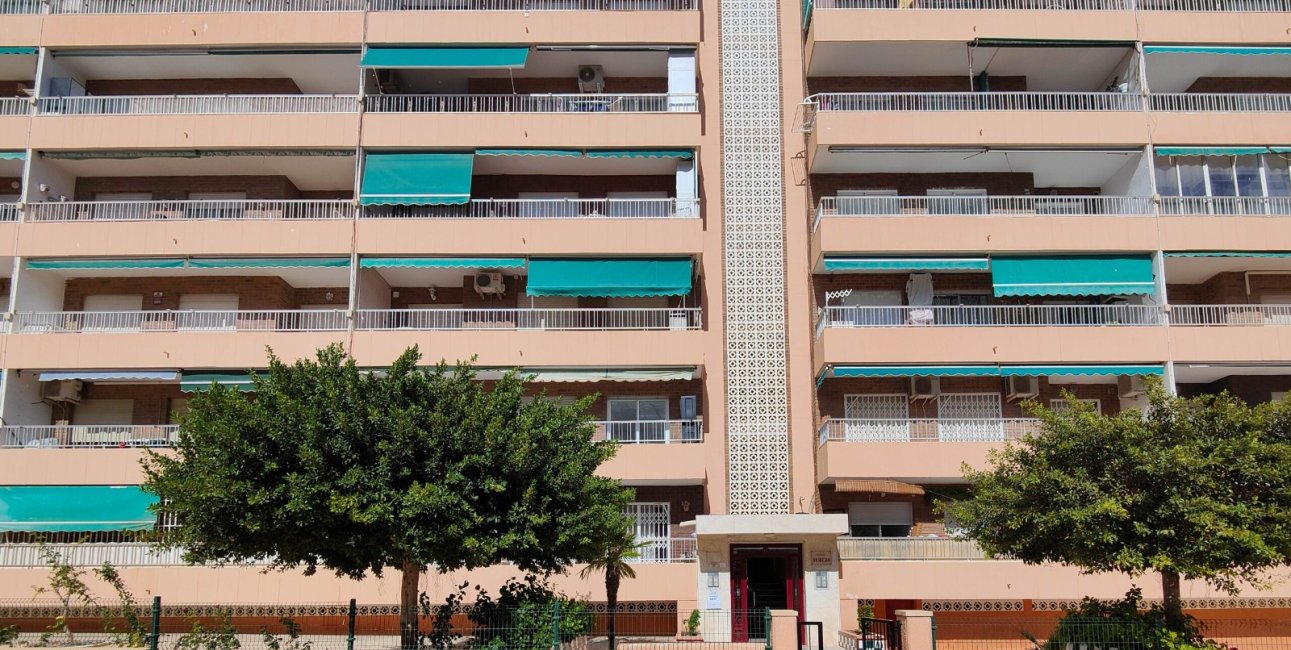 Resale - Apartment / flat -
Orihuela Costa - Punta Prima