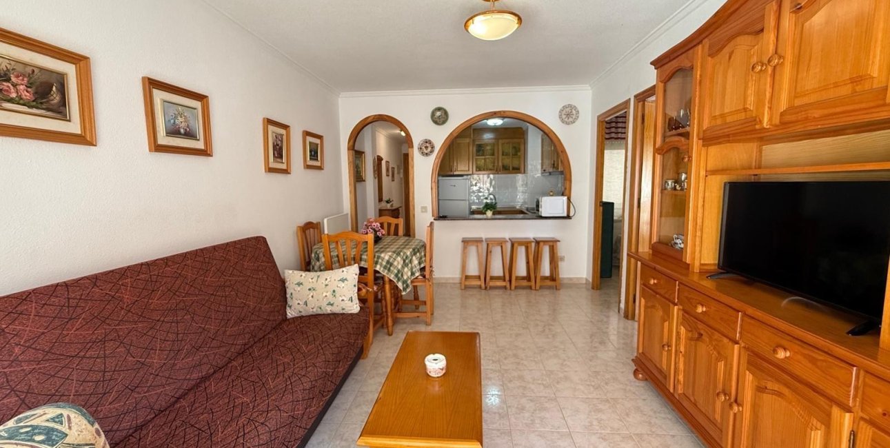 Resale - Apartment / flat -
Torrevieja - Playa del Cura