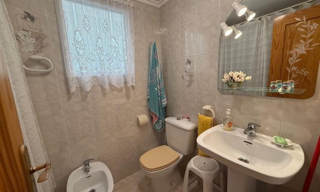 Resale - Apartment / flat -
Torrevieja - Playa del Cura