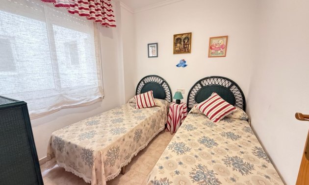 Resale - Apartment / flat -
Torrevieja - Playa del Cura