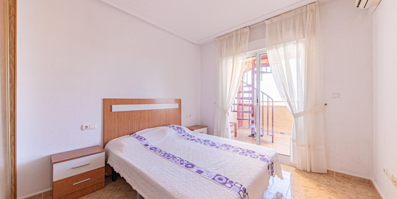 Resale - Penthouse -
Torrevieja - La Mata